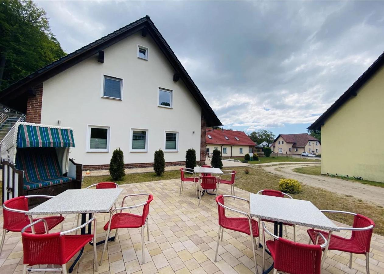 Bischofshof Apartment Sellin  Екстериор снимка